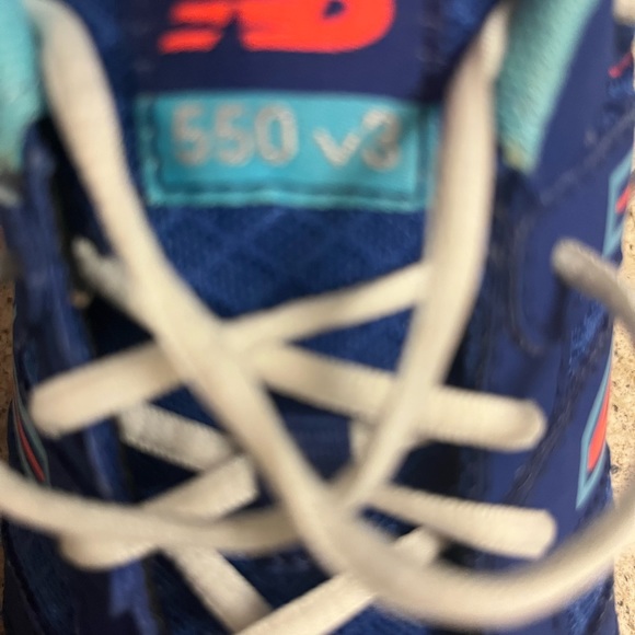 New Balance 550 V3 women's running shoe Size 8 B - Picture 7 of 8